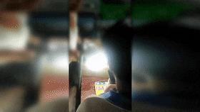 DƬ